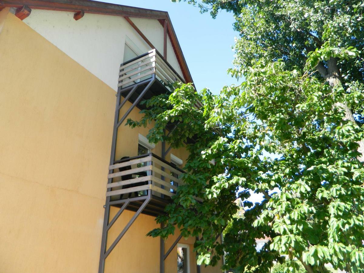 Greentó Apartman Balatonföldvár Exterior foto